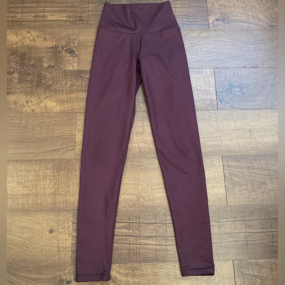 aerie Chill Play Move Burgundy Stretch Leggings Activewear Yoga EUC Women’s XS